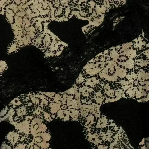 90s INC - Picture 3 of 5